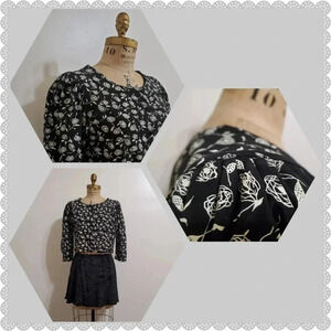 ✨BOGO FREE✨Vintage Floral Black White Ruffle Long Sleeve Button Crop Mini Blazer